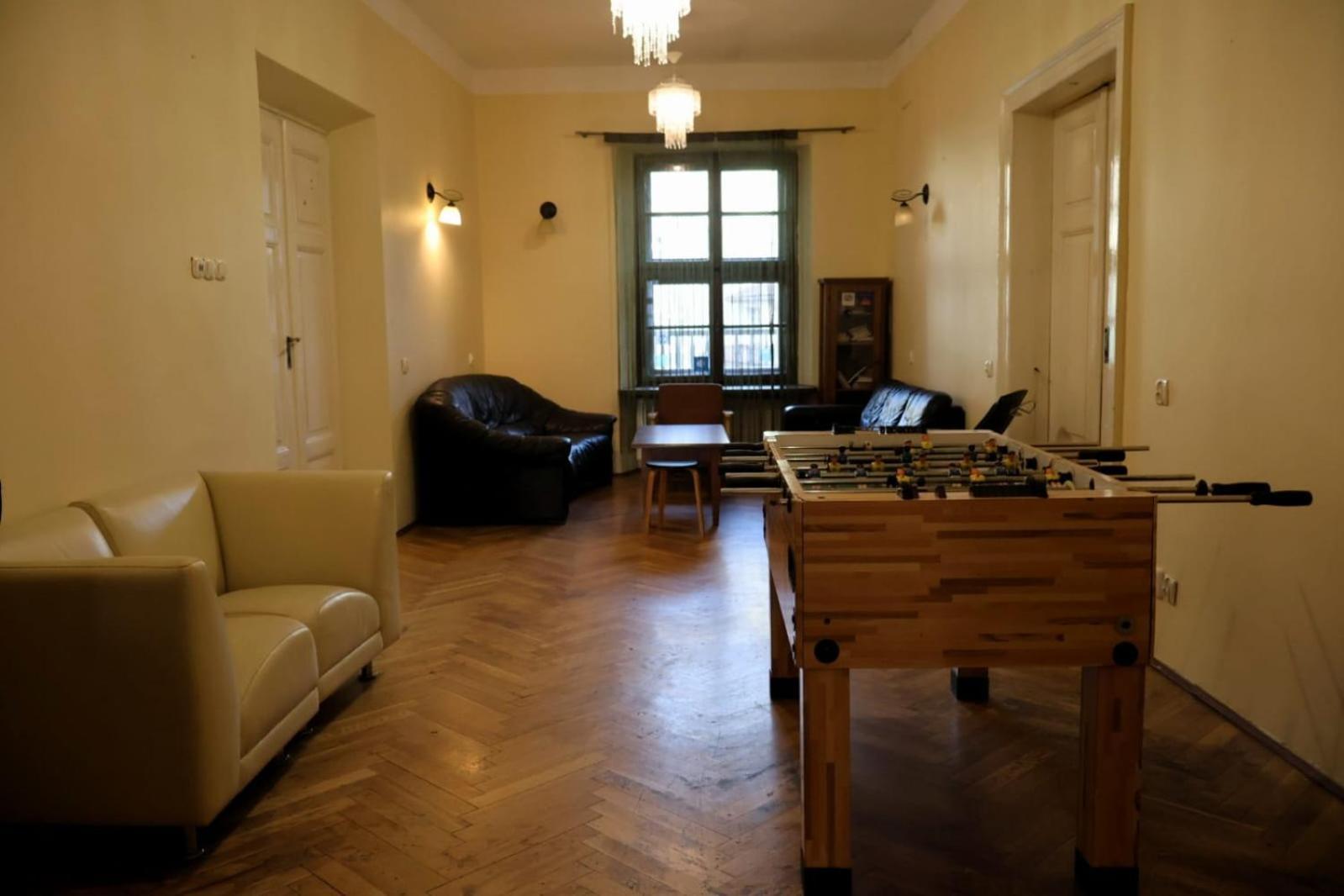 50 People Apartment Краков Экстерьер фото