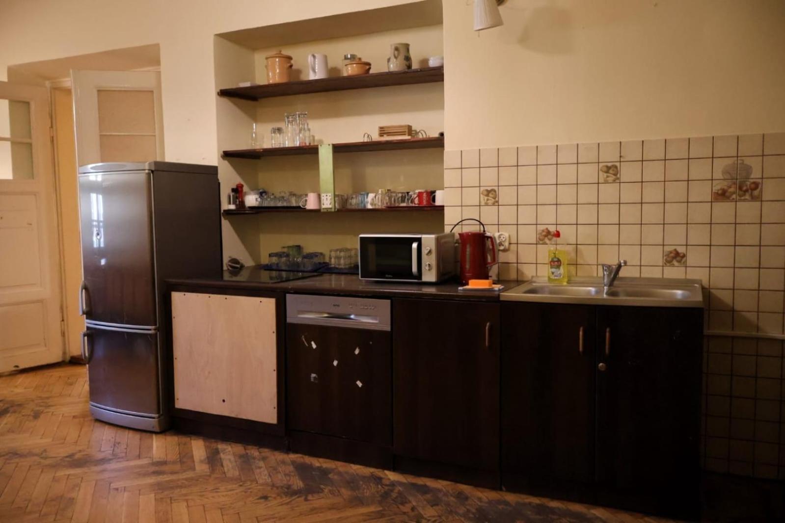 50 People Apartment Краков Экстерьер фото